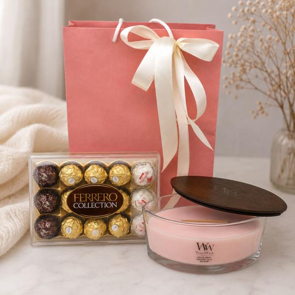 «Романтичний вечір» Подарунковий набір (Свічка WoodWick + Цукерки Ferrero)