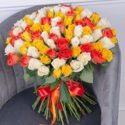 Букет из 101 розы (микс белых, красных и желтых)