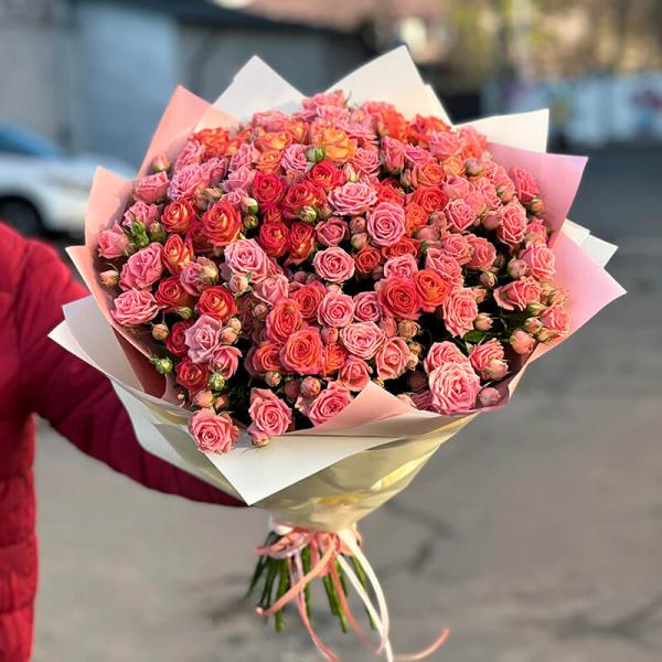 Букет 31 кущова троянда