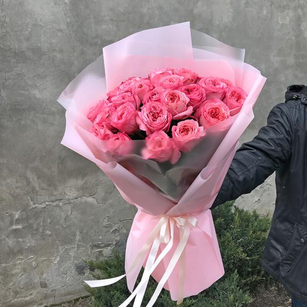 Букет из 25 розовых пионовидных роз Pink Expression