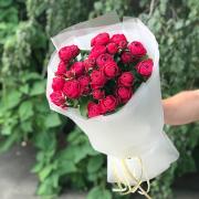 Букет півонієподібних троянд Черрі Трендсеттер