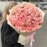 Букет из 29 нежно-розовых кустовых роз Femke