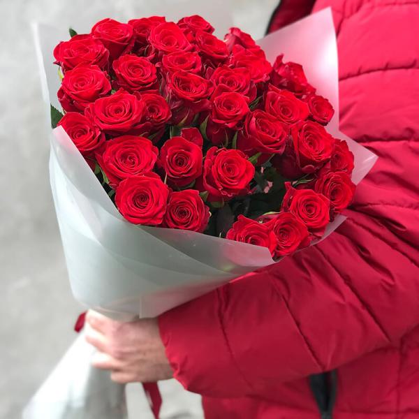Букет из 35 шт красных роз Маричка, 70 см