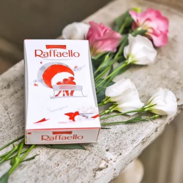 Цукерки 80 г, Raffaello у кокосовій стружці 