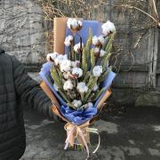 Букет из 5 веточек хлопка и колосков в стильной упаковке