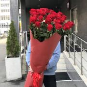Букет из 25 красных роз 130 см